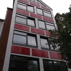 studiotel-dusseldorf.topcolognehotels.com/