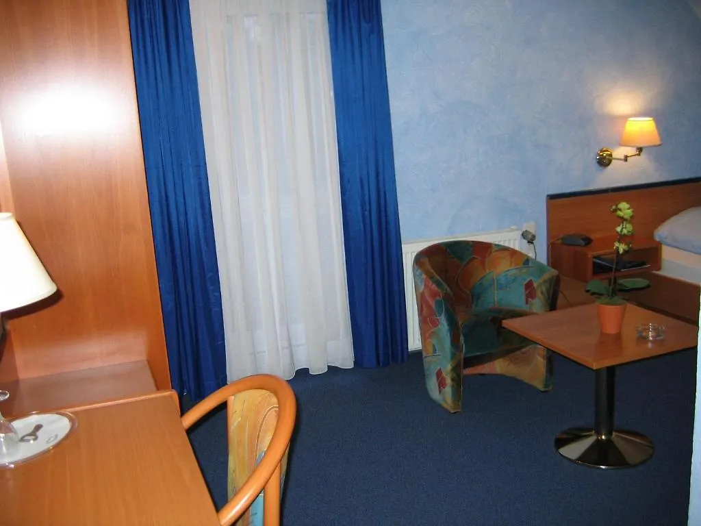 Hotel Rosenhof Düsseldorf 2*,